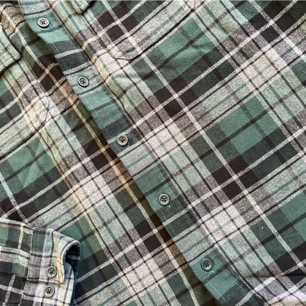 LL Bean Flannel - Picture 6 of 7